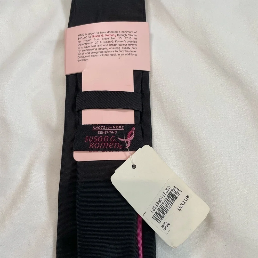 NWT Susan G. Komen pink breast cancer tie